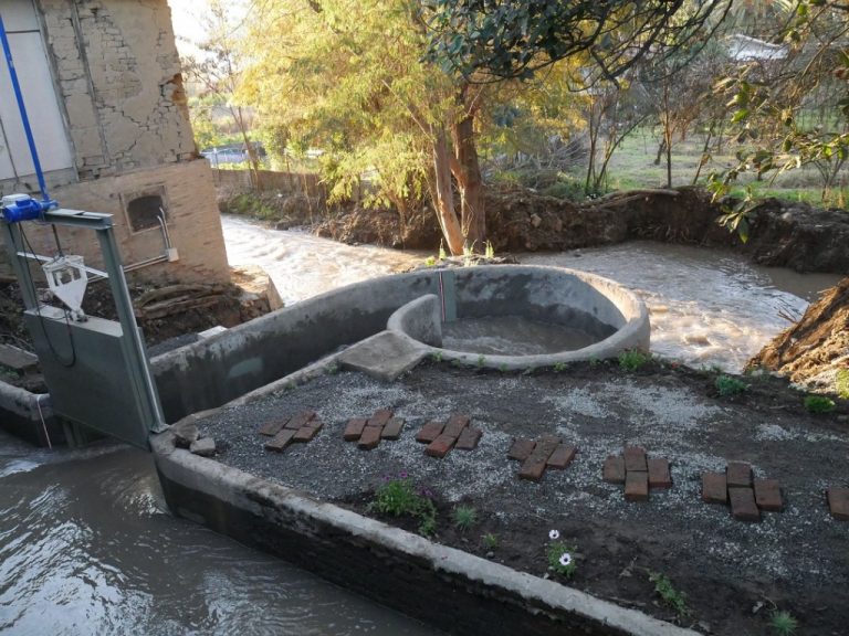 Crean mini planta hidráulica que alimenta a 300 casas sin dañar el ambiente
