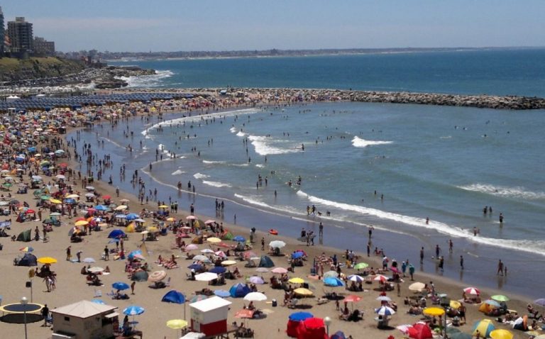 Mar del Plata prohíbe el uso de sorbetes plásticos en las playas