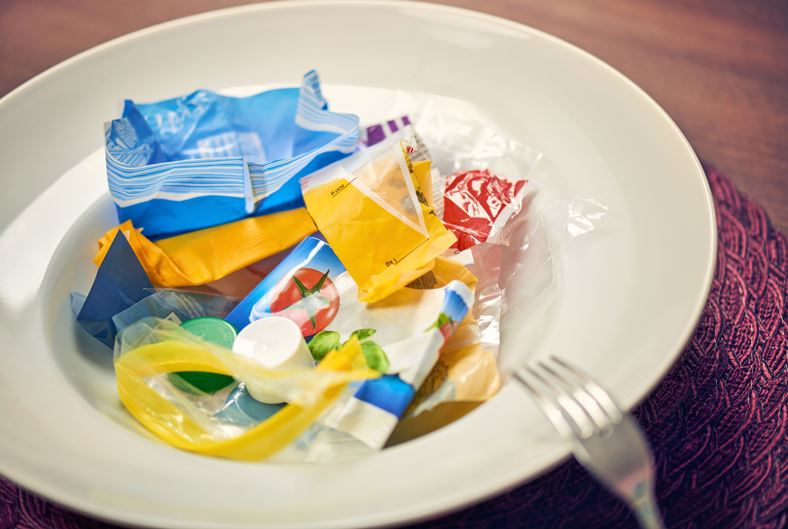 Sin darnos cuenta comemos plástico: la cantidad es impactante