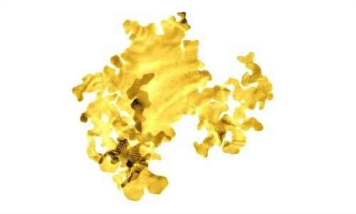El oro sin soporte más fino jamás creado solo tiene dos átomos de espesor