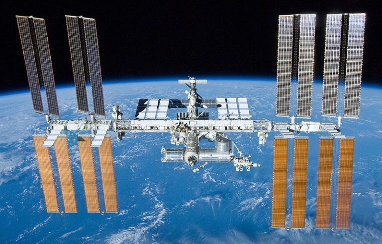 Un astronauta recibe la misma dosis de radiación en un año que alguien que intenta mitigar consecuencias de un accidente nuclear