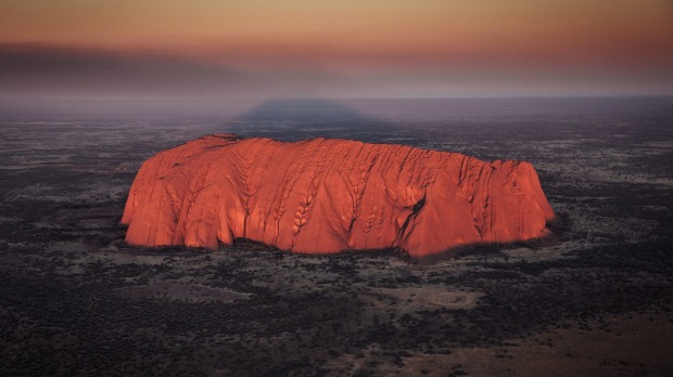 Uluru se cerró en 2019 después de una campaña de diez años de las comunidades indígenas para protegerlo.