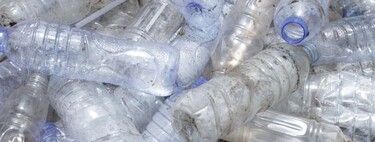 Una nueva enzima podría permitir el reciclaje infinito del plástico PET común utilizado en botellas de agua y ropa