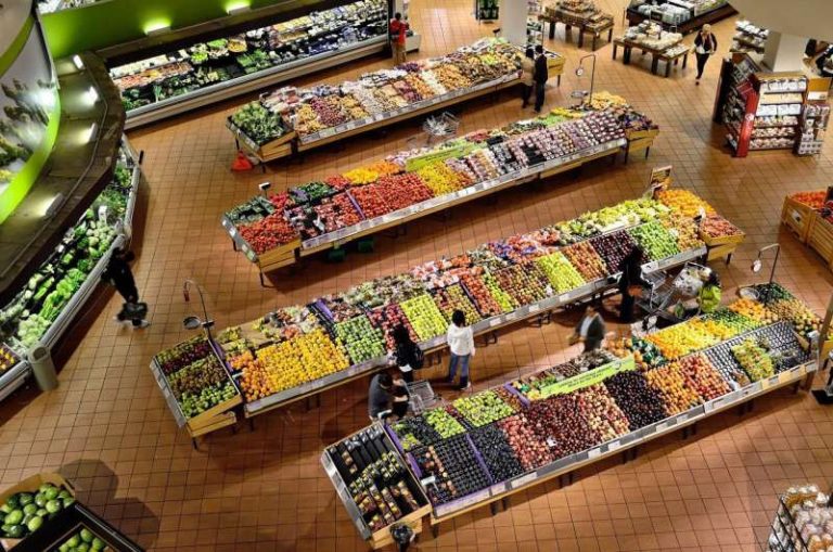 Esta es la razón por la que te pierdes en una tienda diferente de la misma cadena de supermercados: repulsión