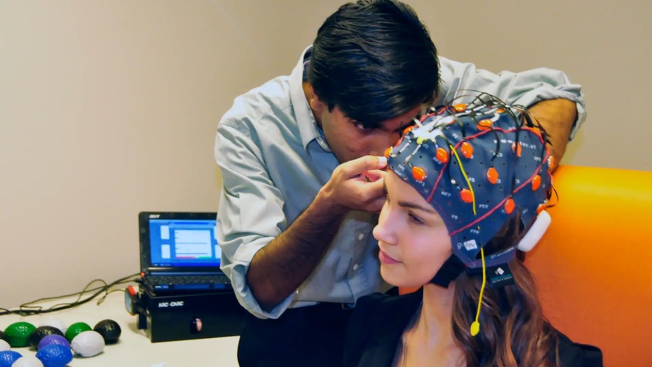 Revolución IA: científicos chinos logran decodificar pensamientos en mandarín y transformarlos en texto con alta precisión