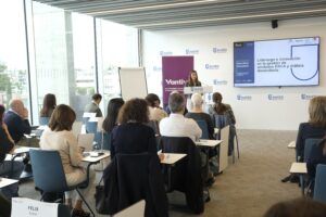 Curso Deusto 1 Nace el programa “Liderazgo e innovación en la gestión de unidades ERCA y diálisis domiciliaria” para transformar el modelo asistencial de la terapia renal sustitutiva