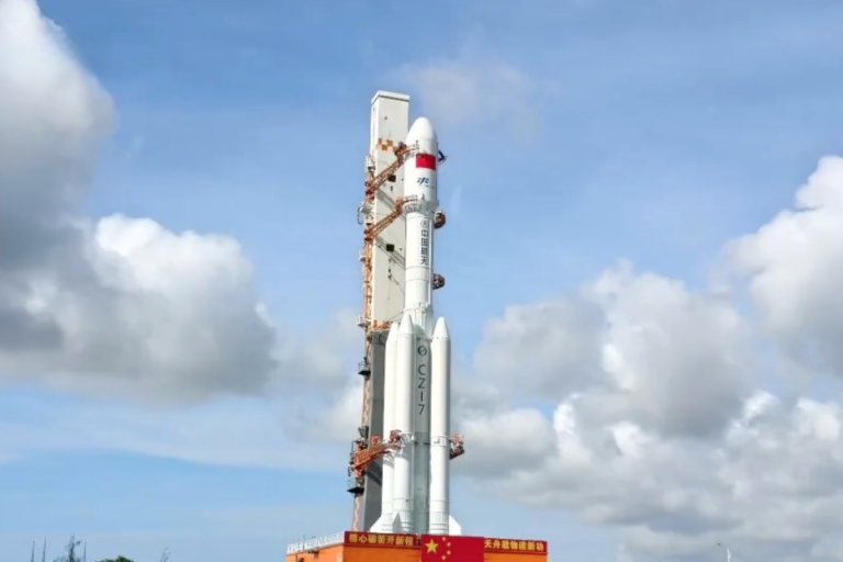 China acaba de lograr algo que solo sabían hacer SpaceX y Blue Origin: recuperar la primera etapa de un cohete, y lo ha hecho a su manera