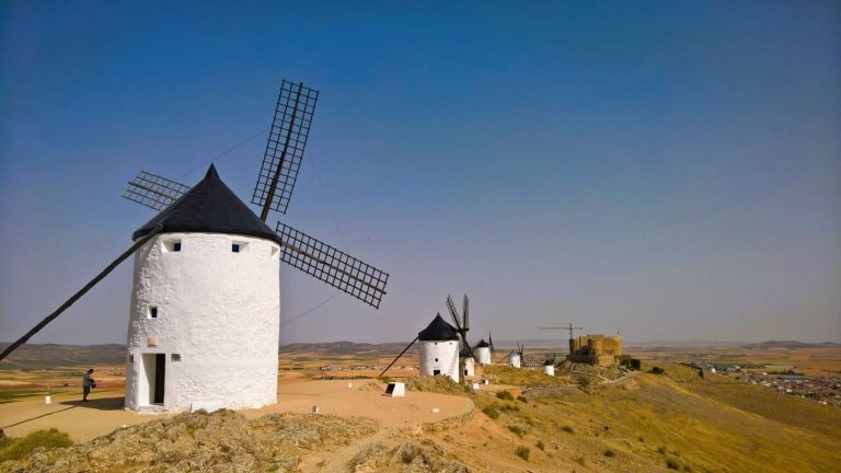 Castilla-La Mancha prepara nuevas reglas para limitar las plantas de biometano cerca de los municipios ante su expansión